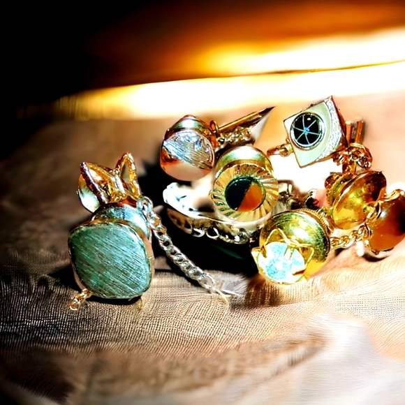 Vintage a lot of seven men's tie tacks - Picture 1 of 5